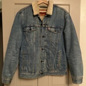 Levi’s Sherpa Lined Denim Trucker Jacket Blue Men’s Size Medium Vintage